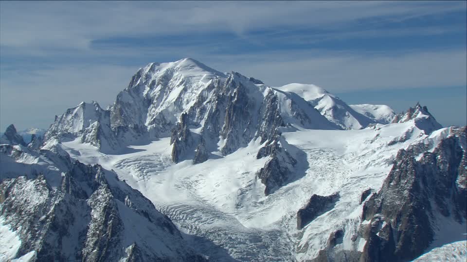 642772457-mont-blanc-montana-francia-nieve